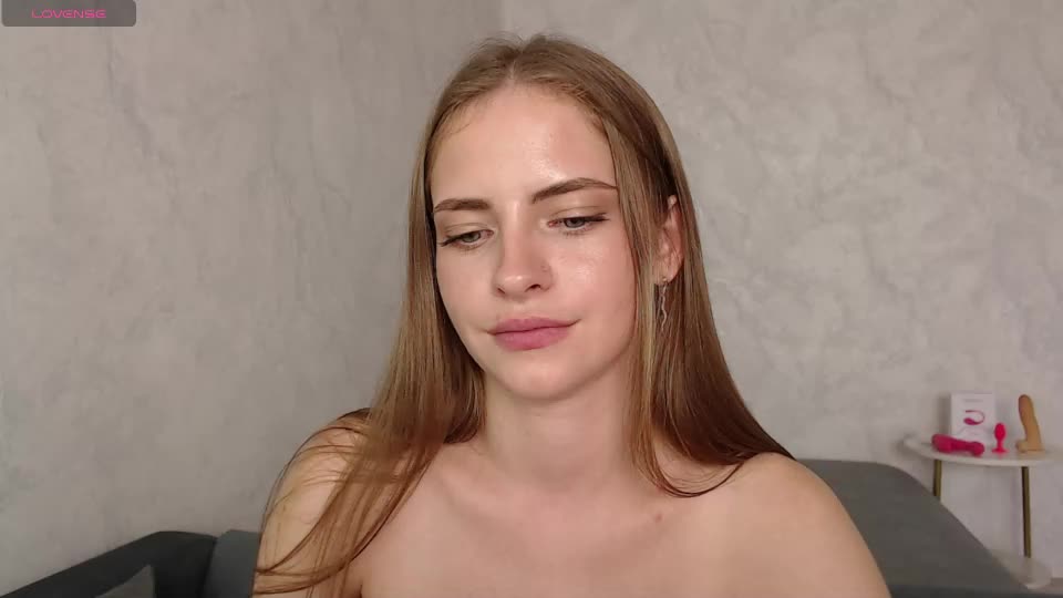 sexy_sansa Adult Chat August 3, 2026