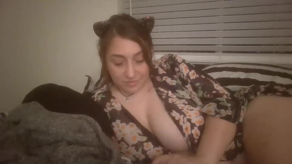 maxxxmeow Adult Chat August 3, 2026