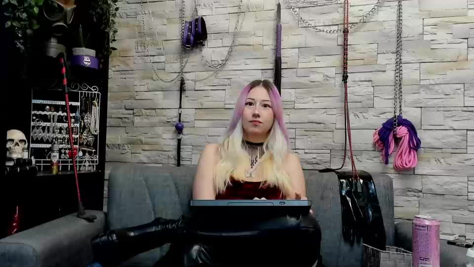 miss_kaz Adult Chat August 3, 2026