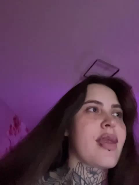 Mariiiiiii Adult Chat August 3, 2026