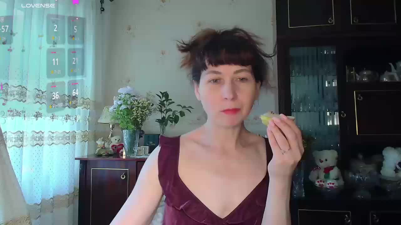 caroliiine Adult Chat August 3, 2026