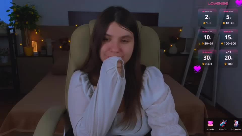 viola__shy Adult Chat August 3, 2026