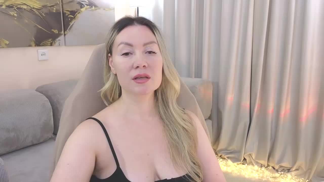 LELEYA Adult Chat August 4, 2026