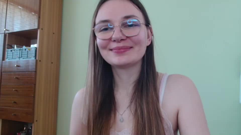 ellyxtasty Adult Chat August 4, 2026