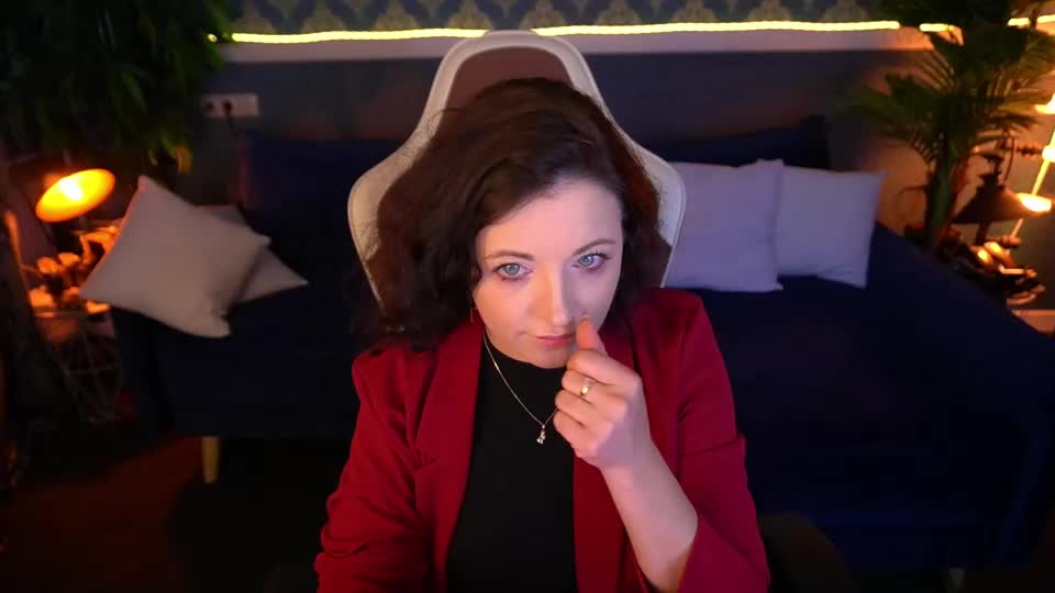 dafni_mon Adult Chat August 4, 2026