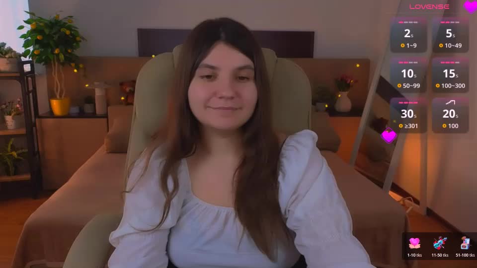 viola__shy Adult Chat August 4, 2026