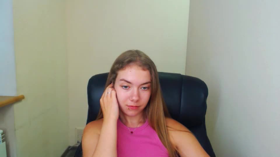 zoey_deuttch Adult Chat August 3, 2026