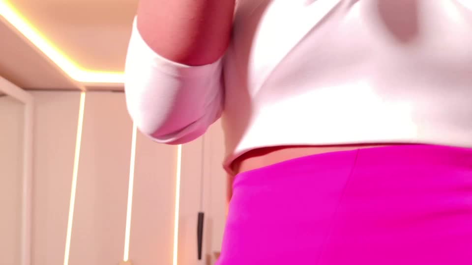 chloevee Adult Chat August 4, 2026