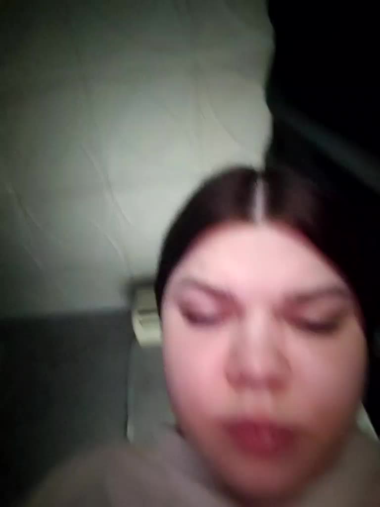 Karina-15 Adult Chat August 4, 2026