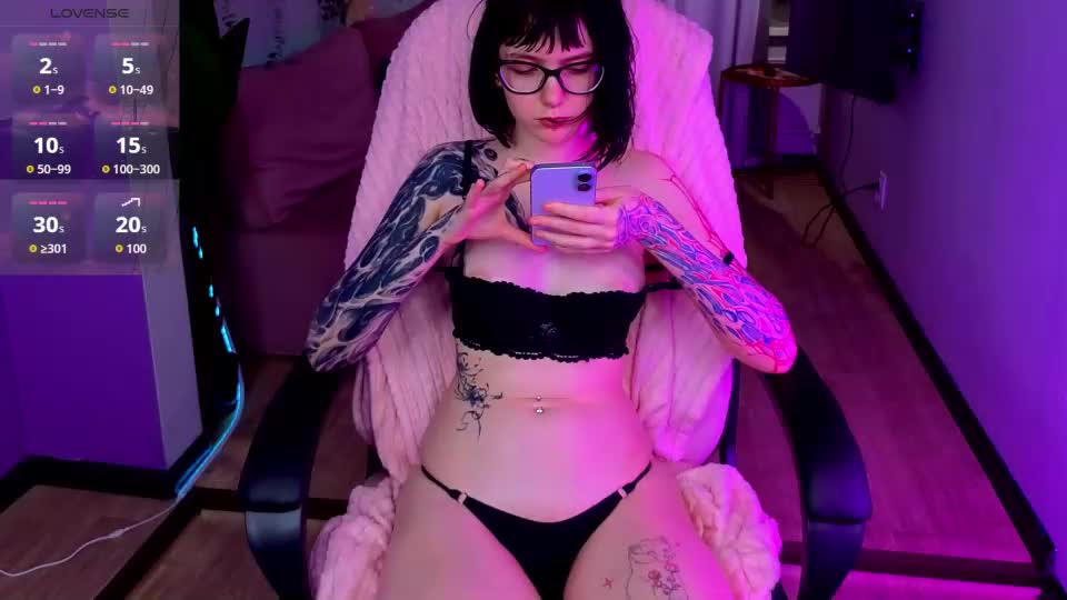 hazeltompson Adult Chat August 4, 2026