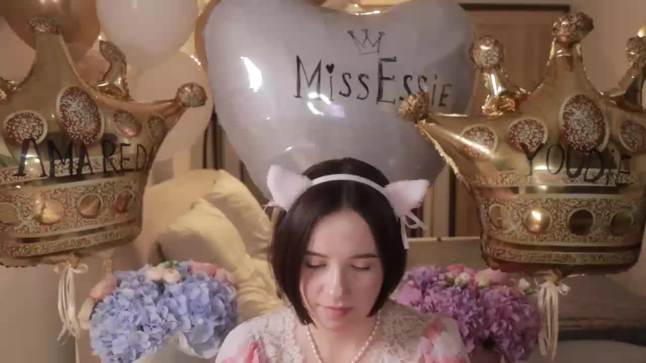 MissEssie Adult Chat August 4, 2026
