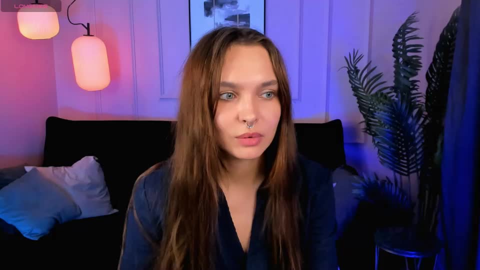 chloe_sunny Adult Chat August 4, 2026
