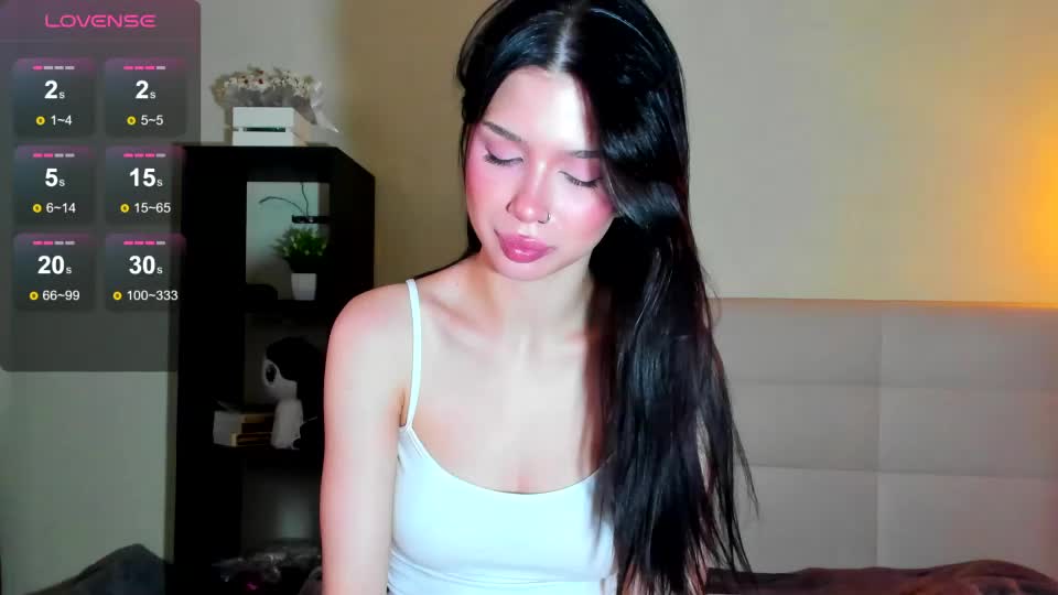 luna_lips Adult Chat August 4, 2026