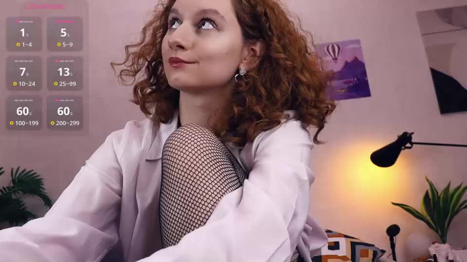 mia_frizz Adult Chat August 4, 2026