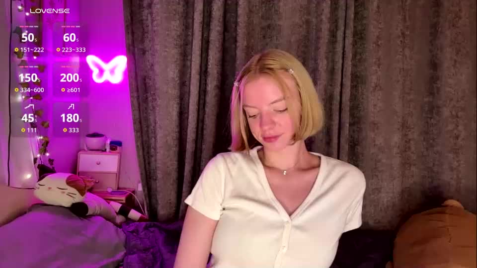 cristinekondo Adult Chat August 4, 2026