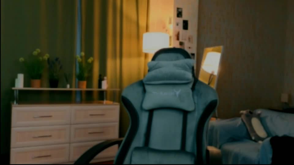 earthfantasyy Adult Chat August 4, 2026