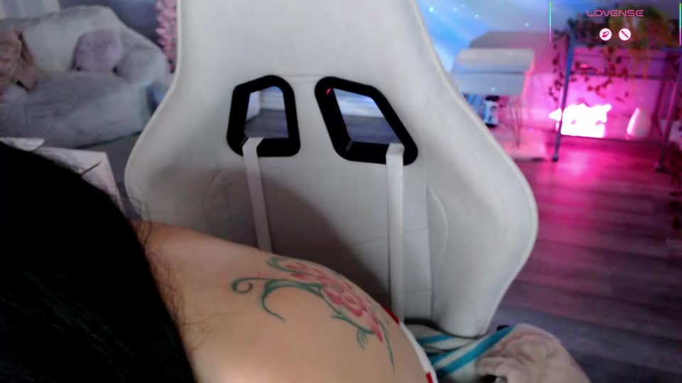 bellastar84 Adult Chat August 4, 2026