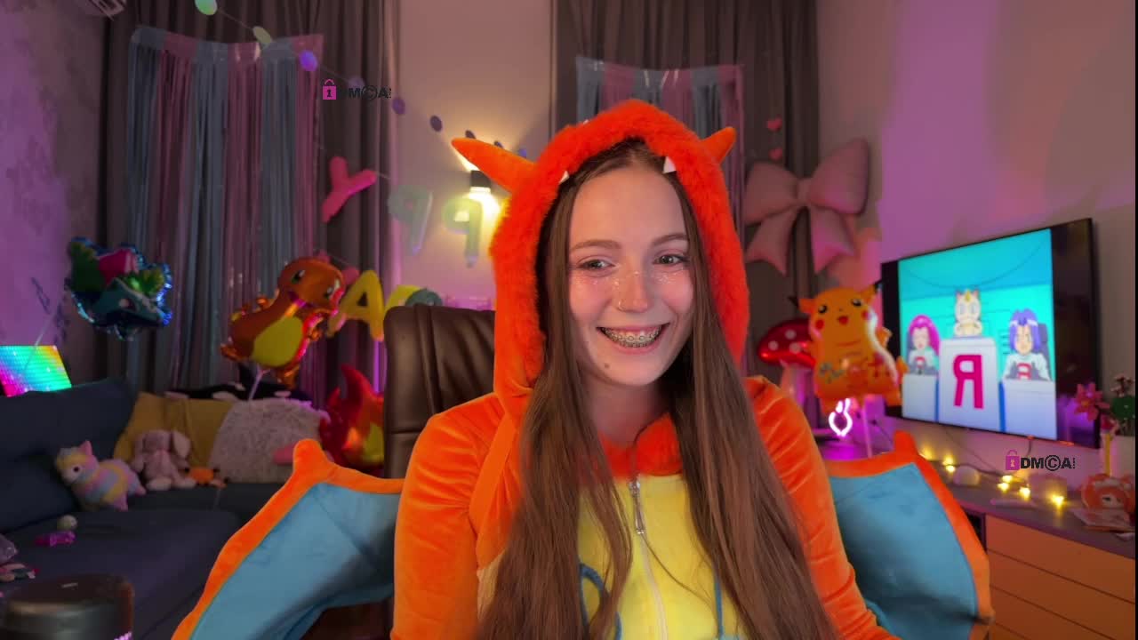 LissaSkarlet Adult Chat August 4, 2026