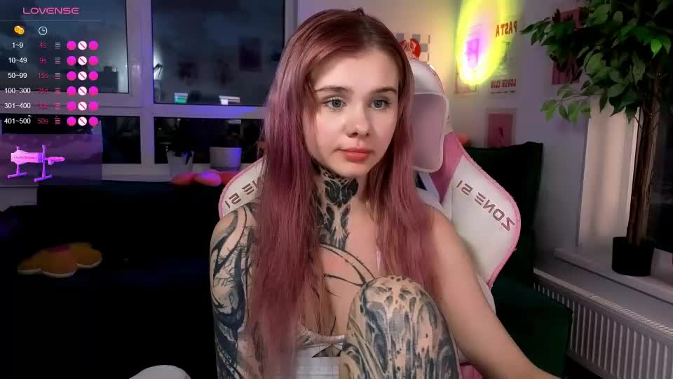 britney_lynch Adult Chat August 4, 2026