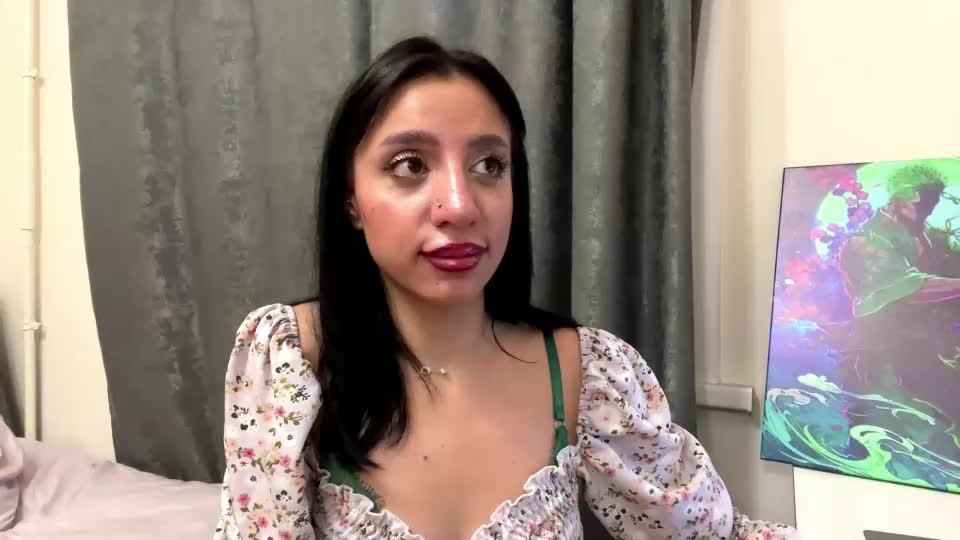 nadinevanni Adult Chat August 4, 2026