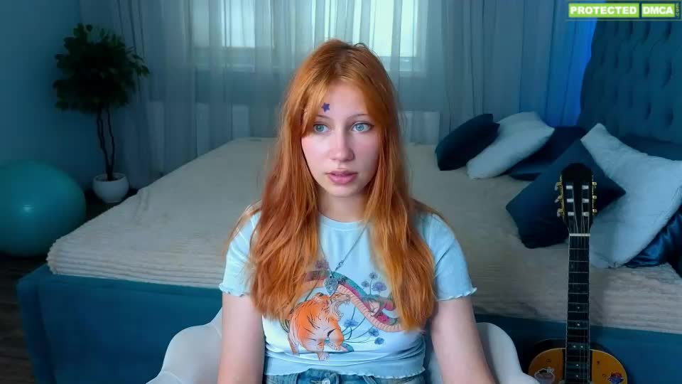 fleur_fox Adult Chat August 4, 2026