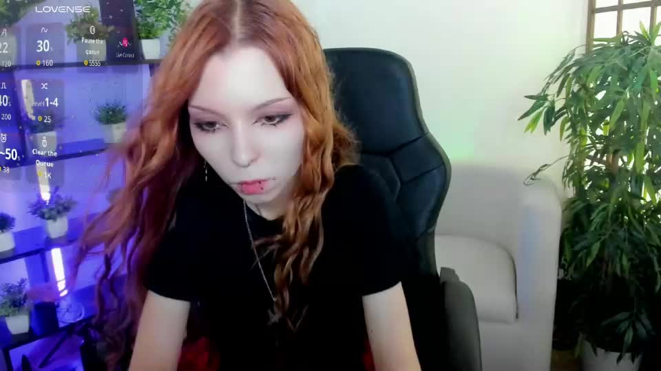 star_tarra Adult Chat August 4, 2026
