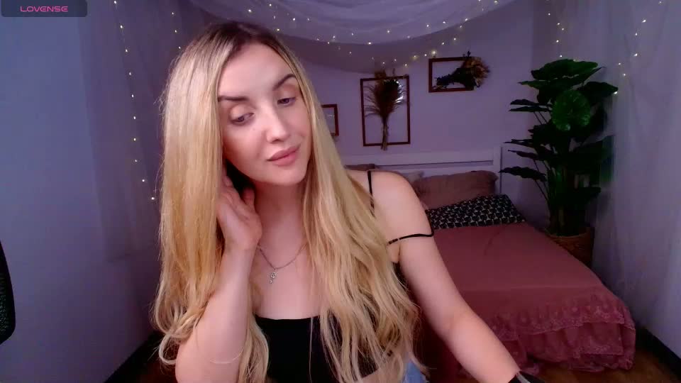 mi1a_ Adult Chat August 4, 2026