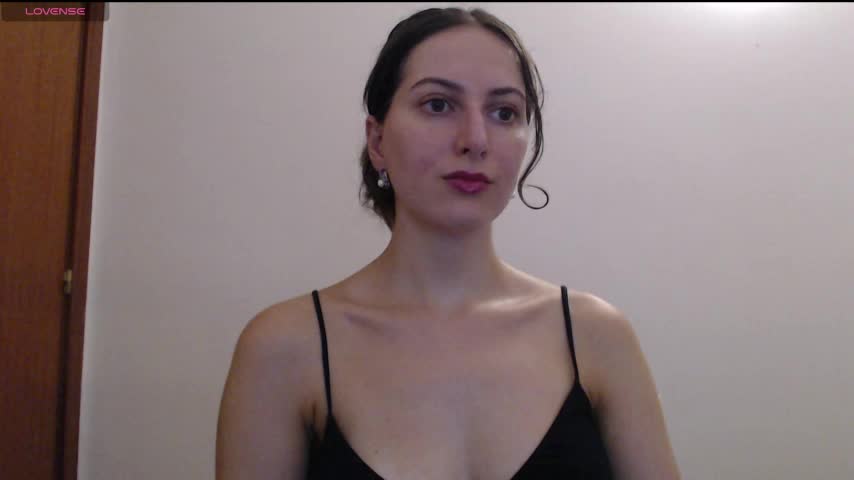 _Hot_Lady_ Adult Chat August 4, 2026