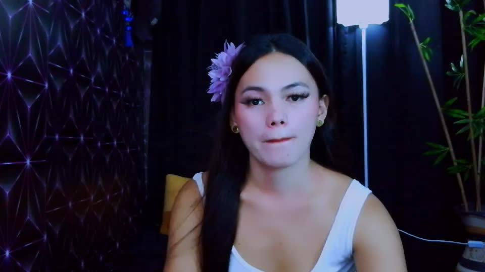 urhot_maxine Adult Chat August 4, 2026
