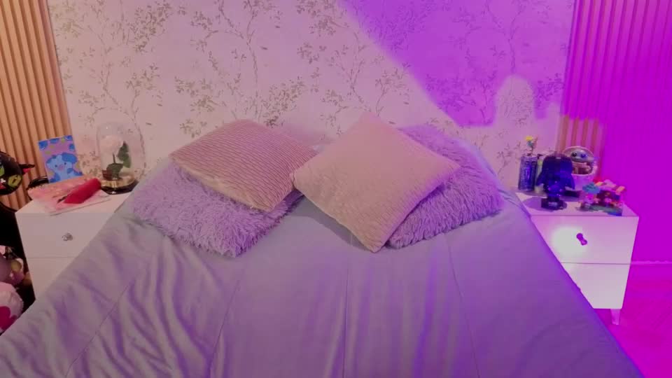 charlote__miller Adult Chat August 4, 2026