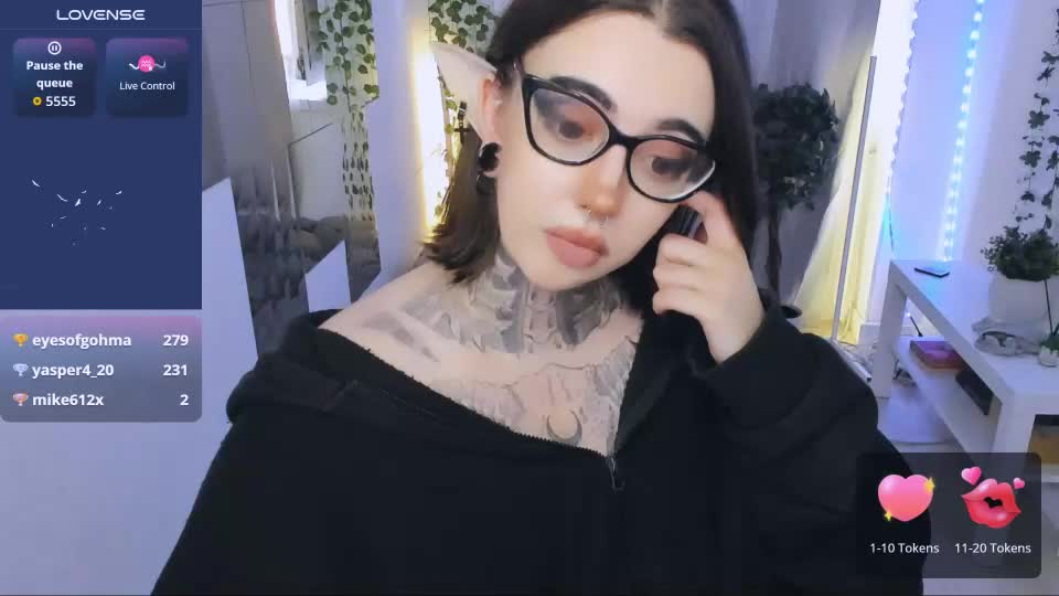 dixipixi_ Adult Chat August 5, 2026
