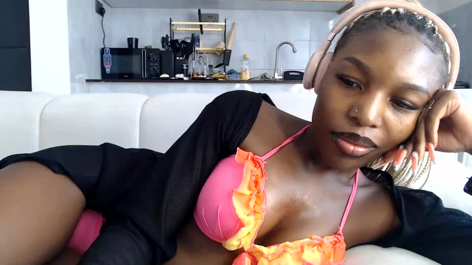 tiana_kay Adult Chat August 4, 2026