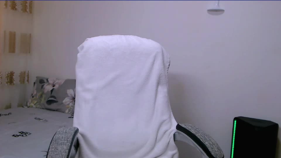 evadesireone Adult Chat August 5, 2026