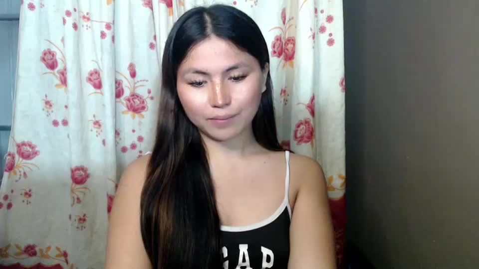 hot_precious_nikki Adult Chat August 4, 2026