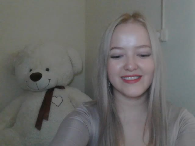 -Sweet-smile- Adult Chat August 5, 2026