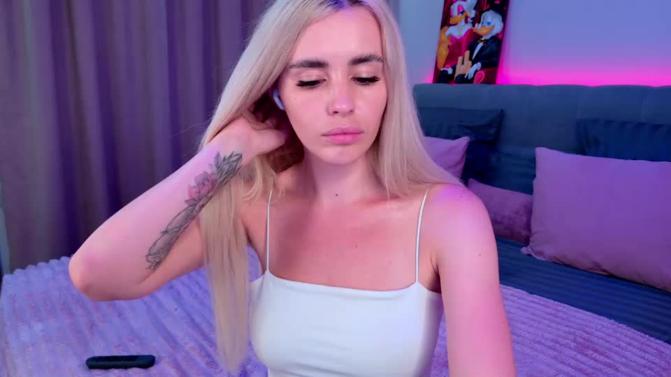rossy_x_ Adult Chat August 4, 2026
