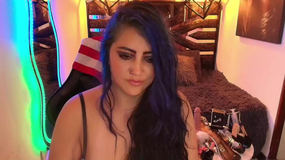 scarleth_bluee Adult Chat August 4, 2026