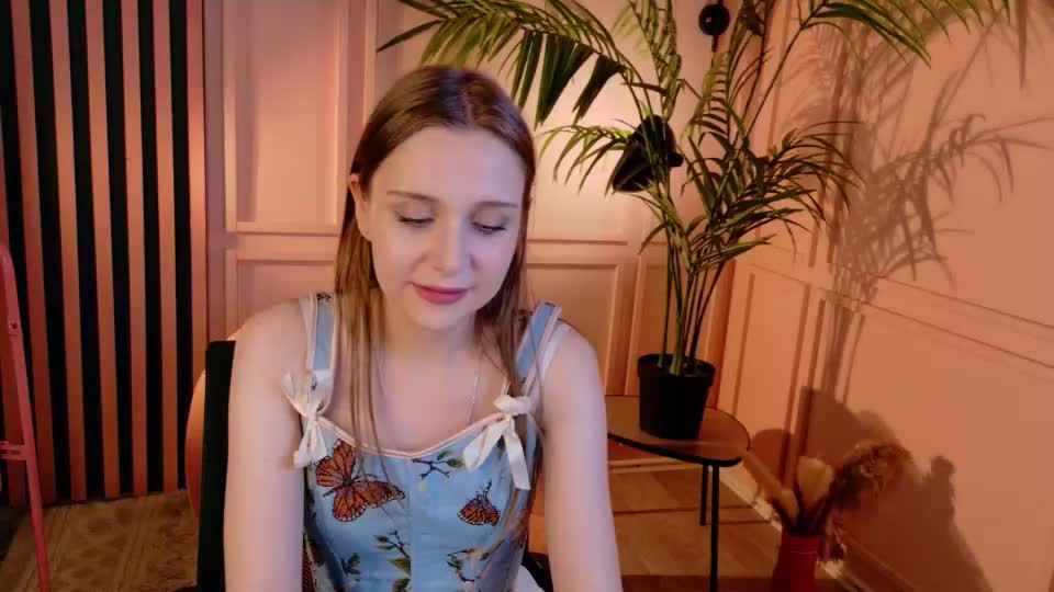 hollywheeler_ Adult Chat August 4, 2026