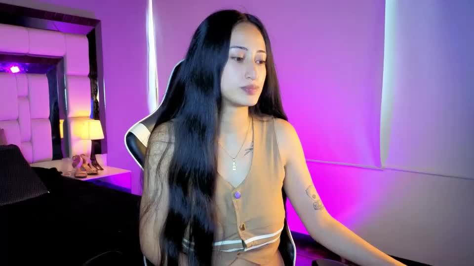 violetskinny Adult Chat August 5, 2026