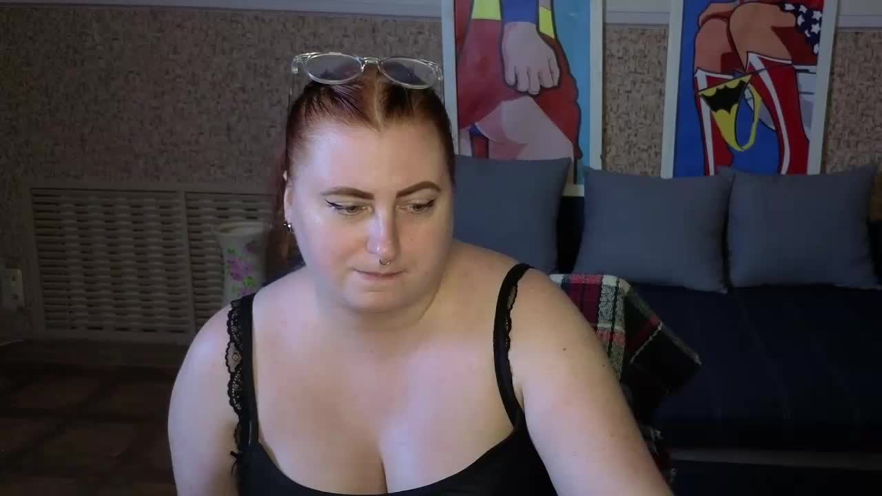 Aliciaredluv Adult Chat August 5, 2026