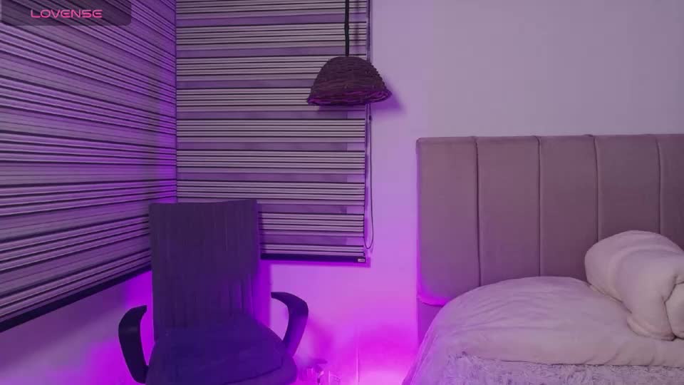 emma_velvett_ Adult Chat August 5, 2026