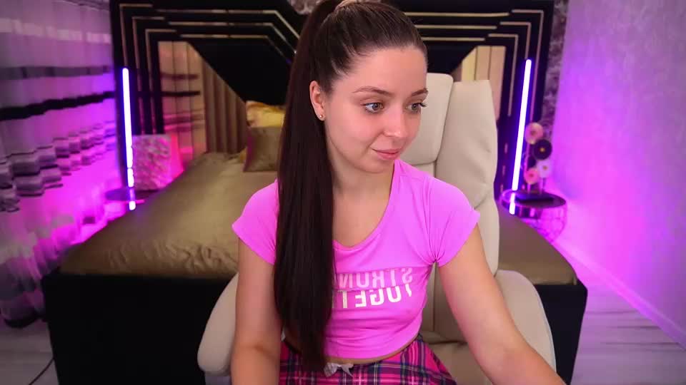 diamondeyeess Adult Chat August 5, 2026