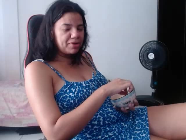 ariannaloovel Adult Chat August 5, 2026