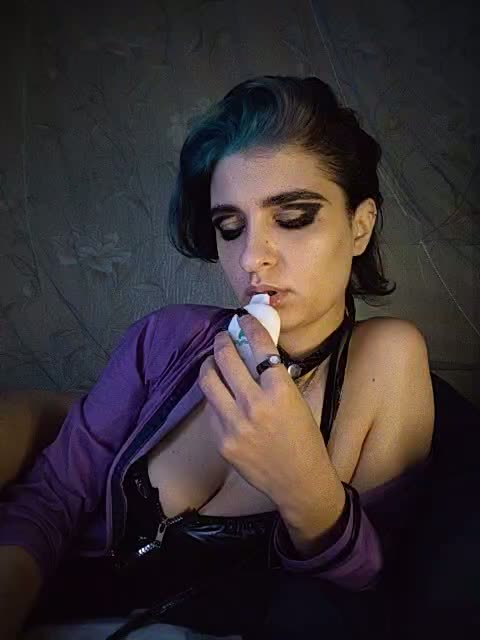 UntouchableSquirtWitch Adult Chat August 5, 2026