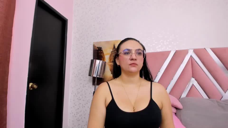 luna_ferrer1 Adult Chat August 5, 2026
