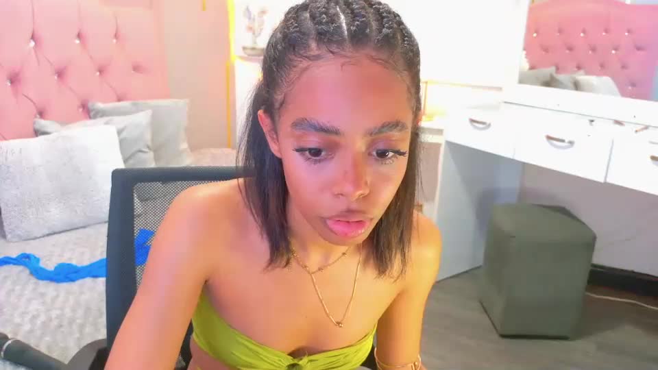peneelopeecute Adult Chat August 5, 2026