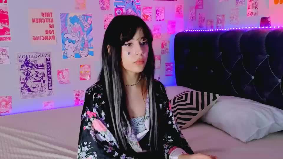 crystall0ve Adult Chat August 5, 2026