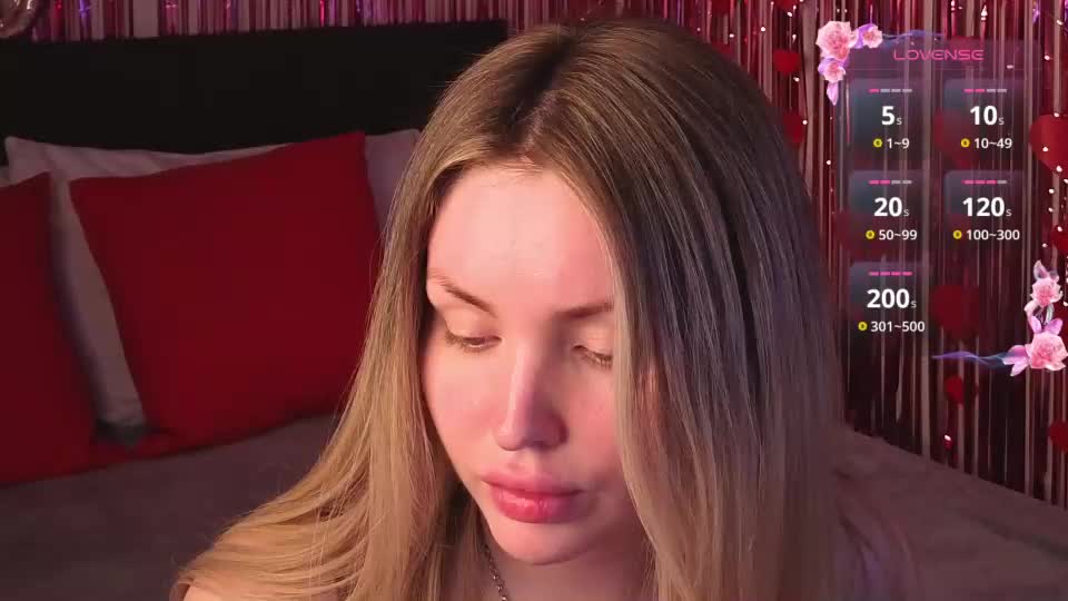 lora_amber Adult Chat August 6, 2026