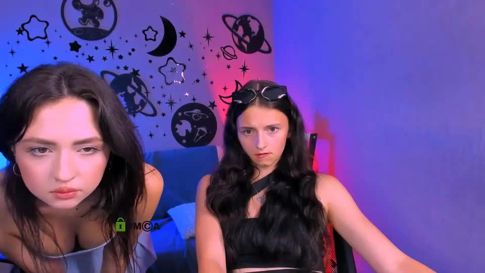 caroline_honeyy Adult Chat August 5, 2026