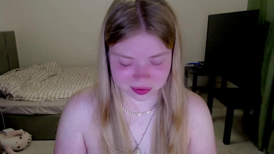 kitten_jenny01 Adult Chat August 6, 2026